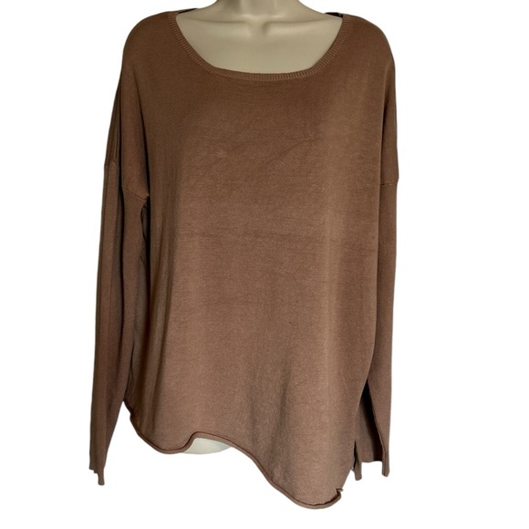 Neiman Marcus tan long sleeve sweater size XL - Picture 1 of 8